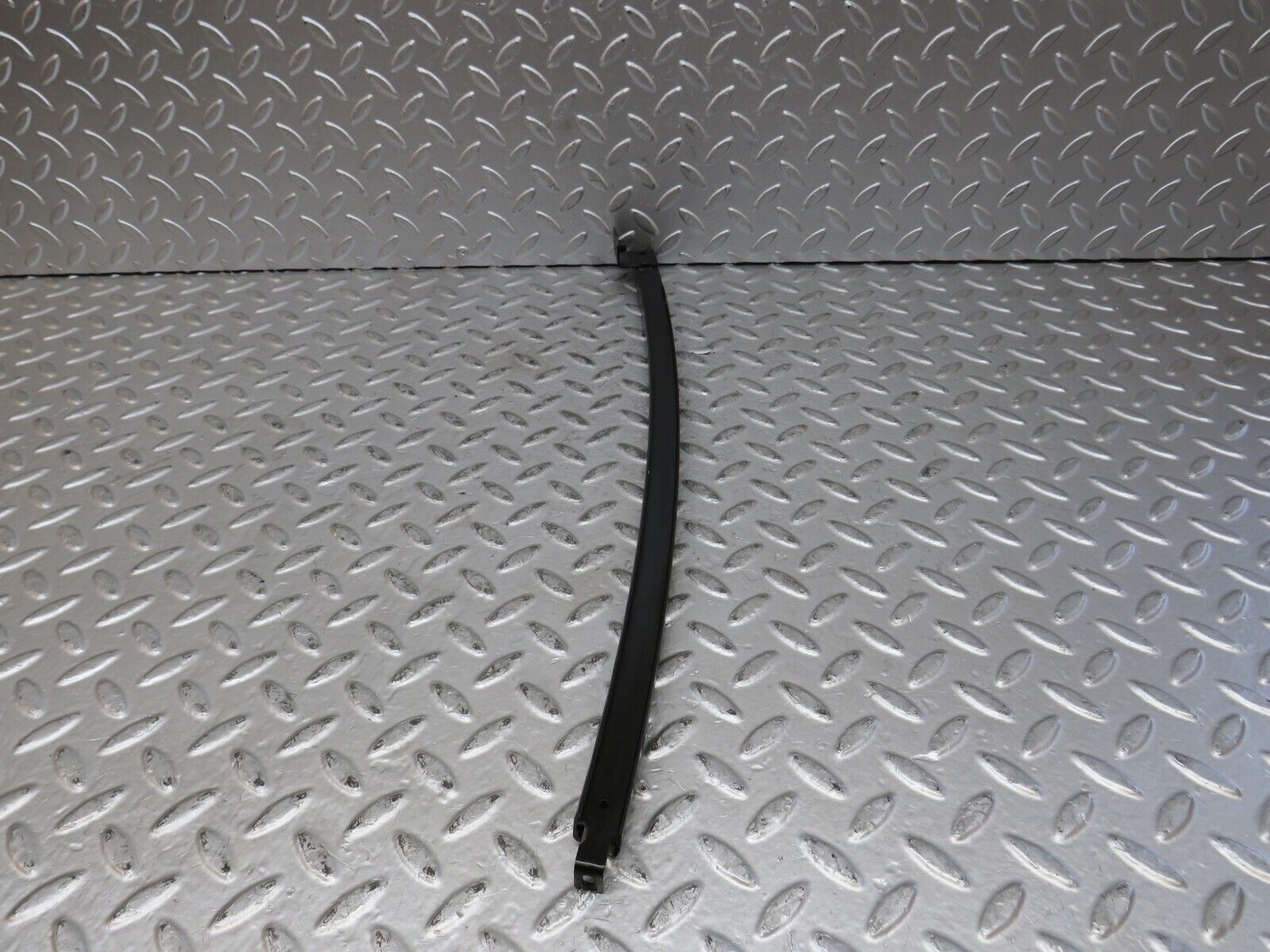 27773 Mercedes-Benz S124 300TE Wagon Rear Left Door Window Channel