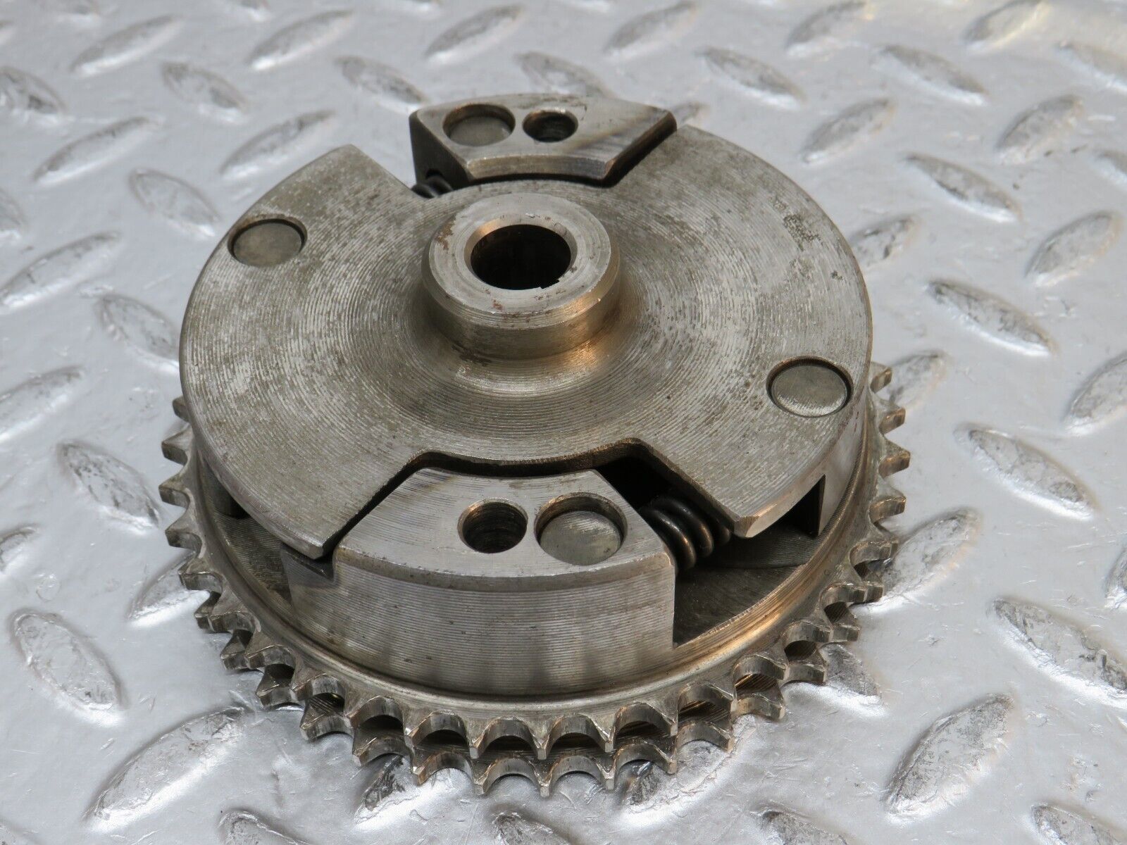 0333 Mercedes-Benz W123 220D Injection Pump Gear Sprocket