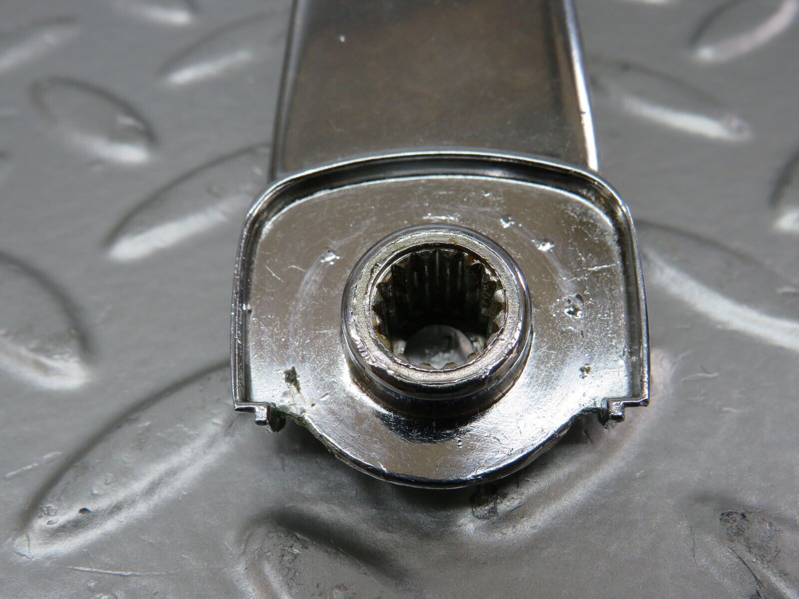 25541 Mercedes-Benz W123 200 Window Lifter Crank Handle