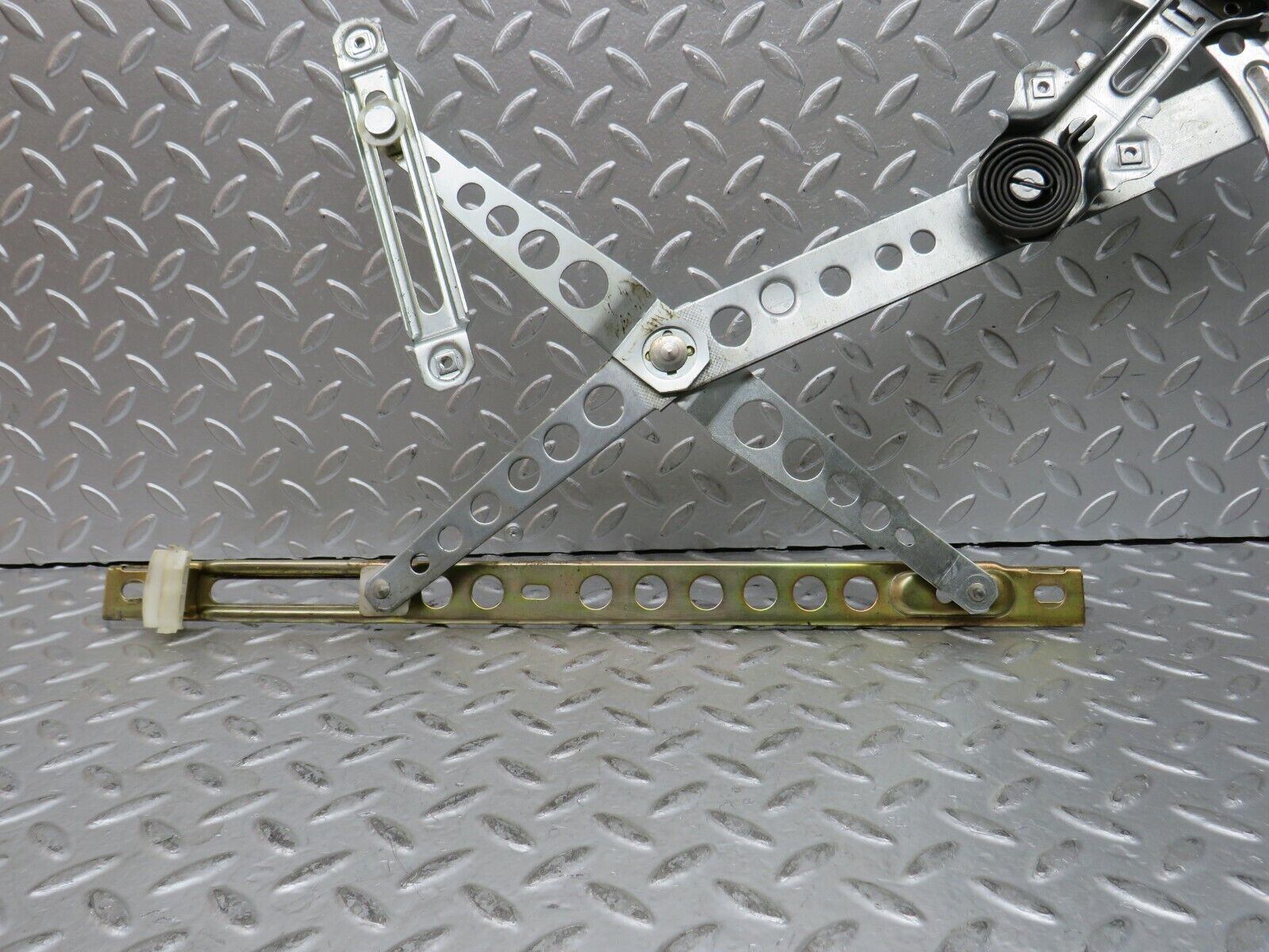 28243 Mercedes-Benz S123 240D Wagon Front Right Manual Window Regulator