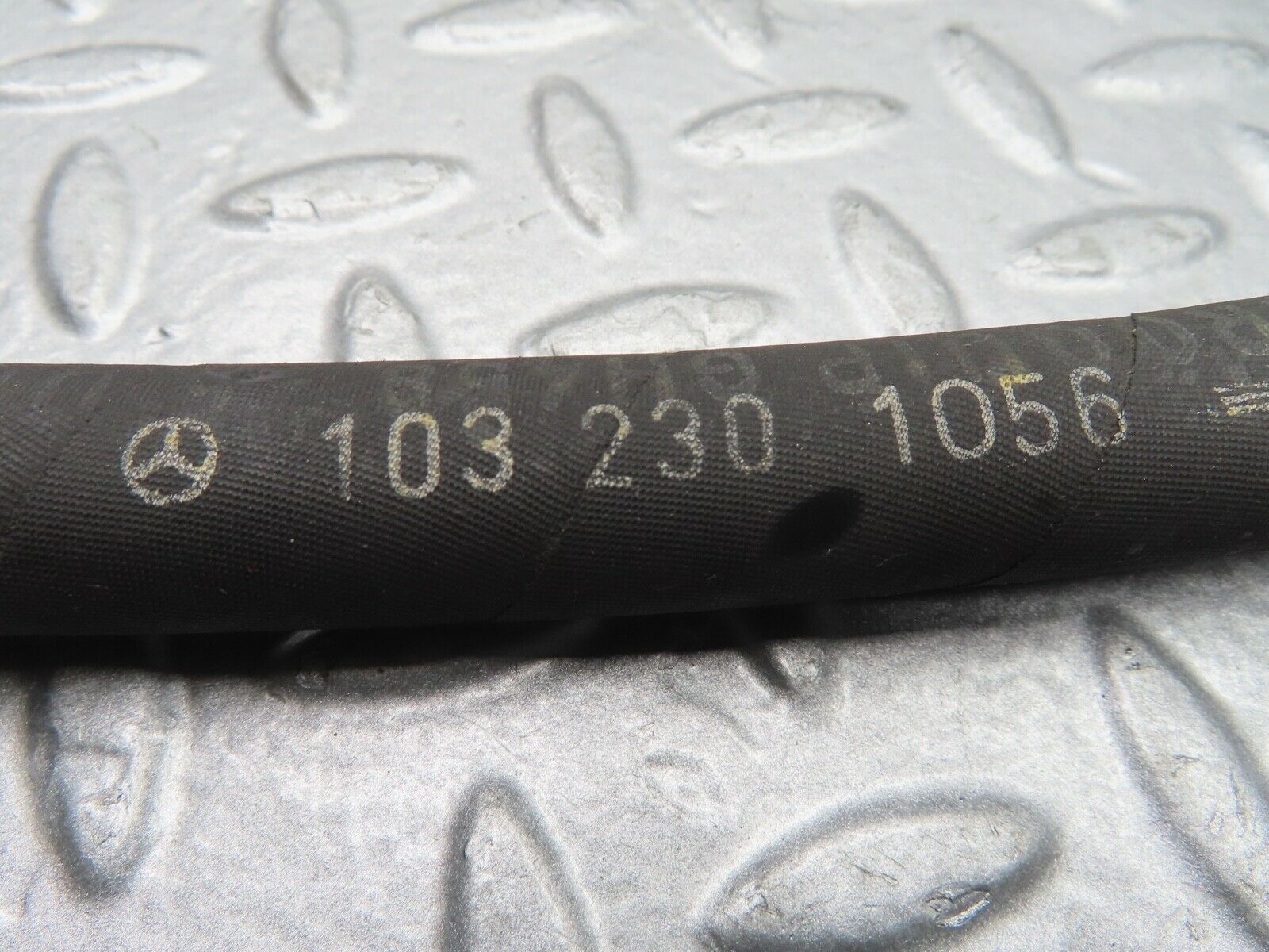 20420 Mercedes-Benz W114 280CE Coupe Power Steering Hose Pipe 1032301056