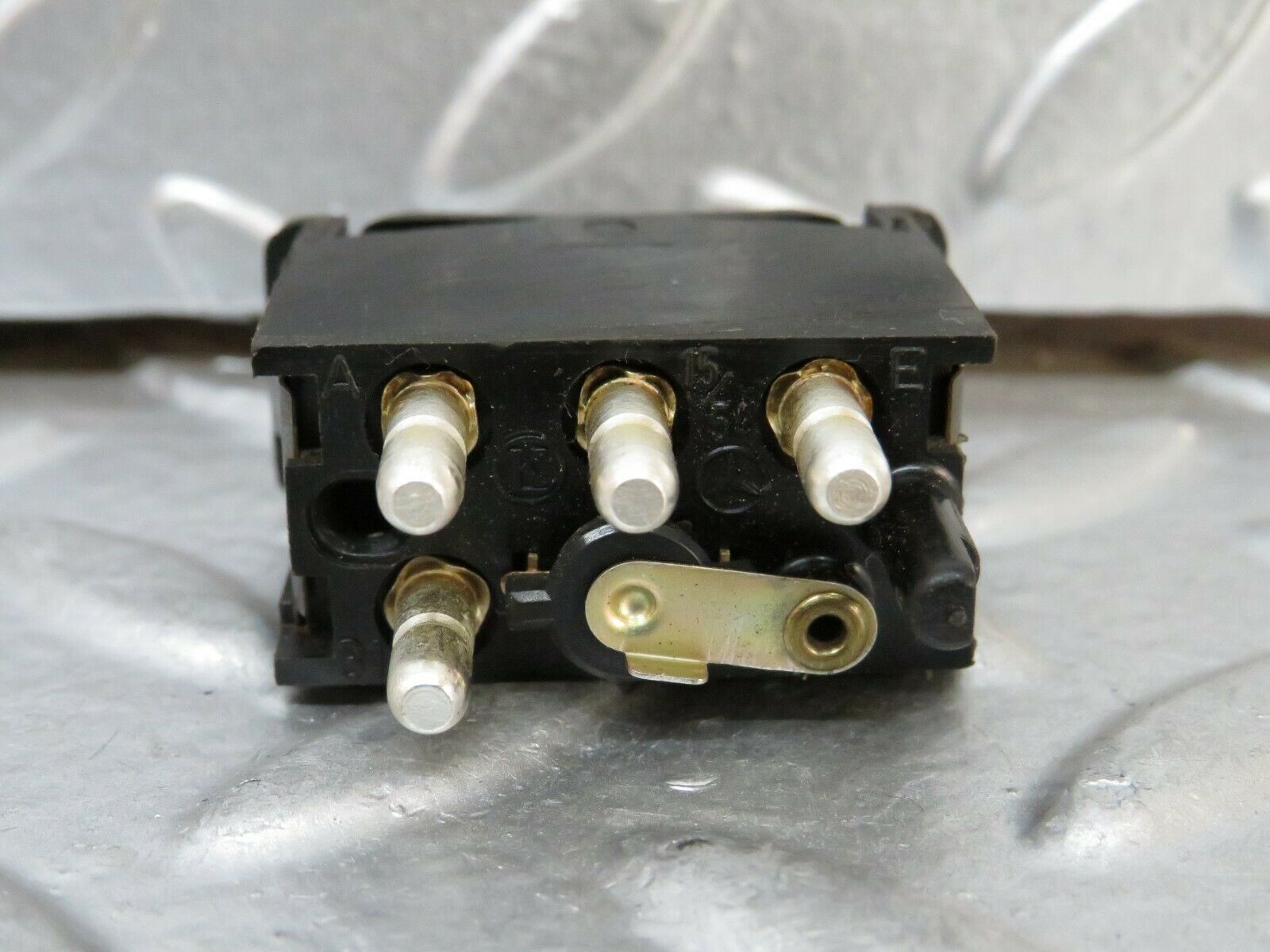 23811 Mercedes-Benz C107 450SLC Coupe Rear Windscreen Defroster Switch