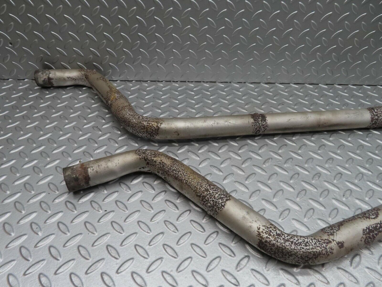 14147 Mercedes-Benz C107 280SLC Front Exhaust Pipe LHD Left Hand Drive