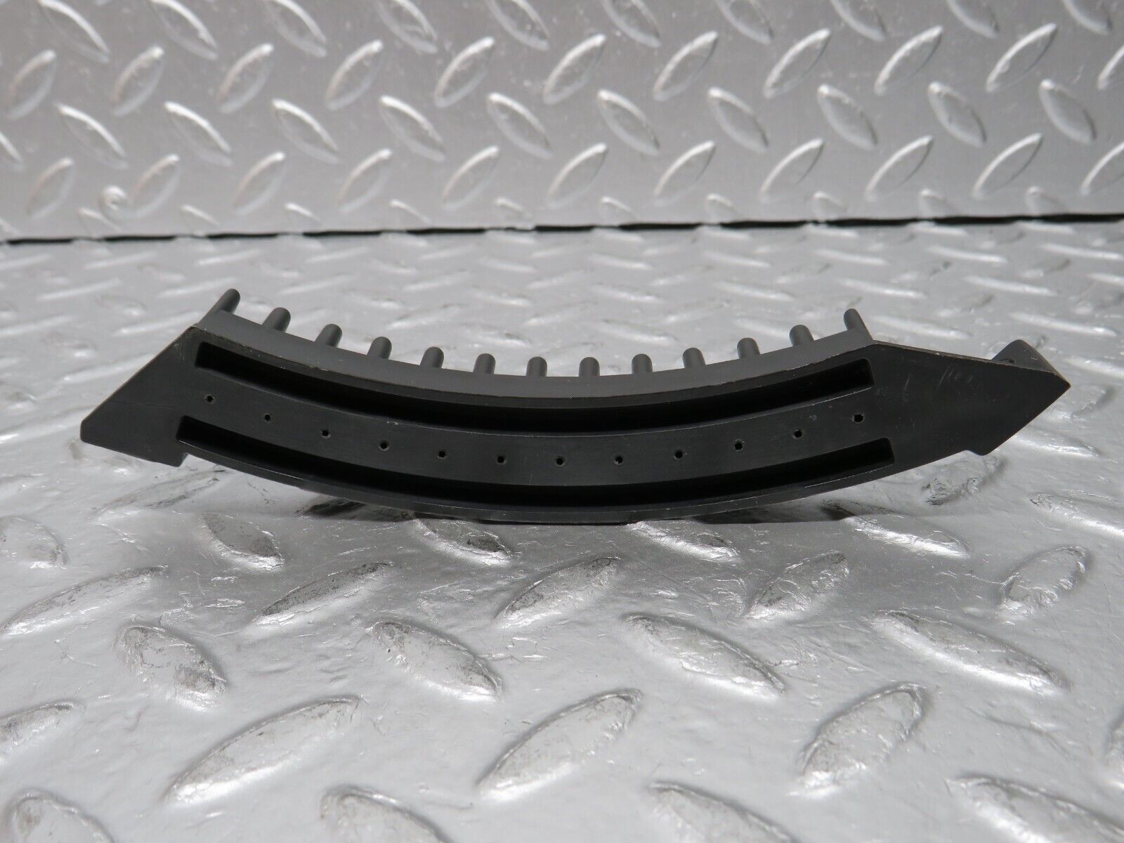 31374 Mercedes-Benz S124 220TE Wagon Tailgate Wire Connector 1245400469