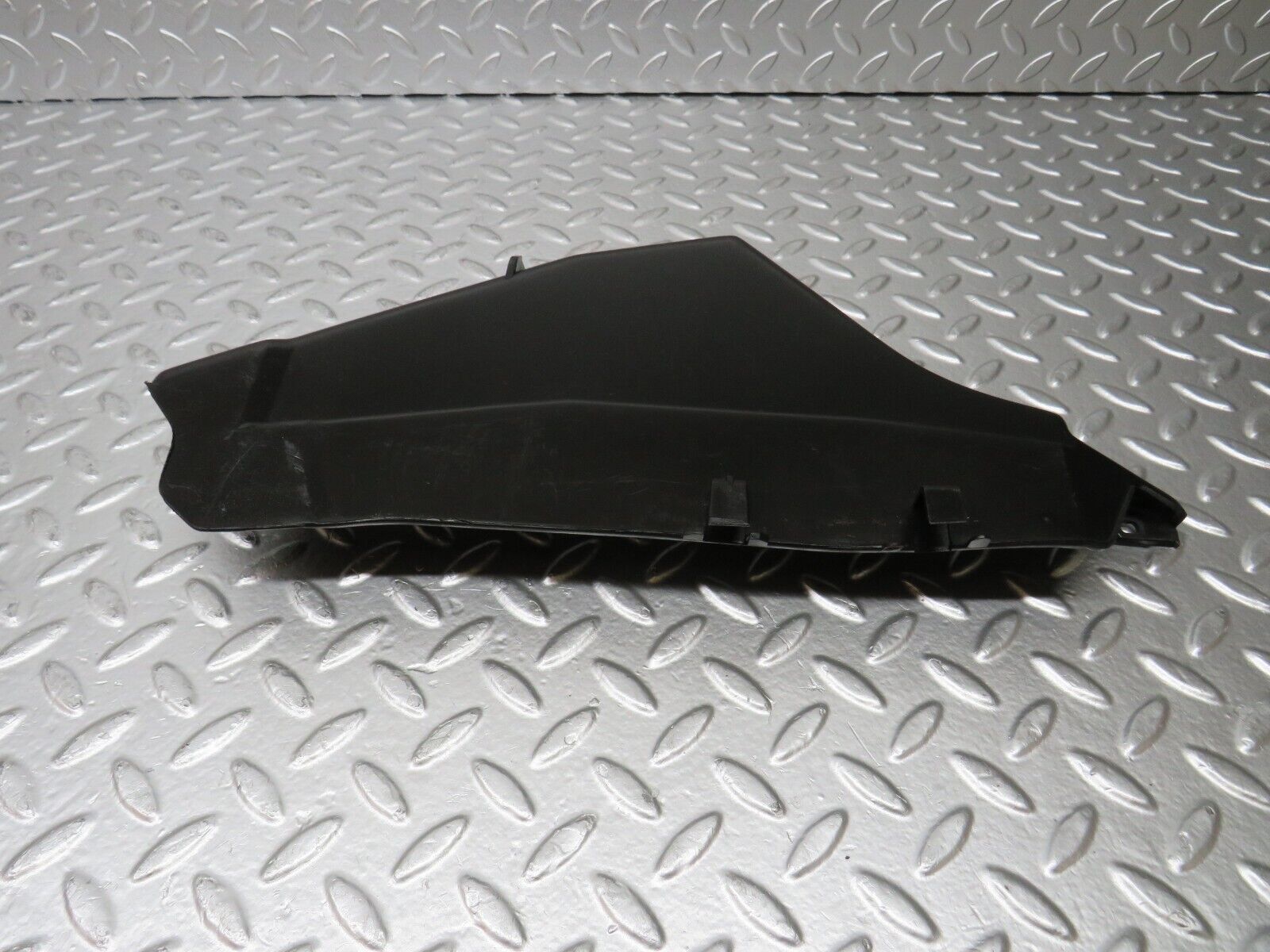 25141 Mercedes-Benz W201 190D Front Right Rain Gutter Drain Channel 2016280273