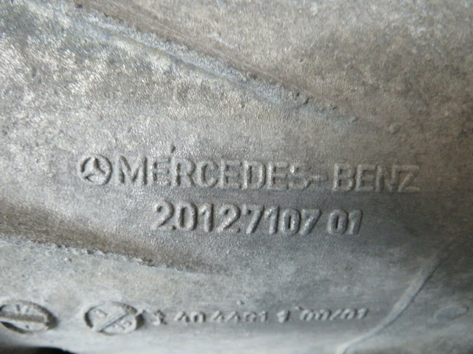 22644 Mercedes-Benz C124 E220 Coupe Automatic Gearbox 722.428 1242704800