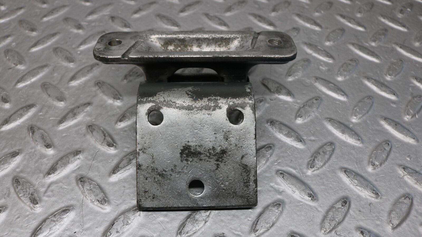 37273 Mercedes-Benz W109 300SEL Door Hinge Left Side