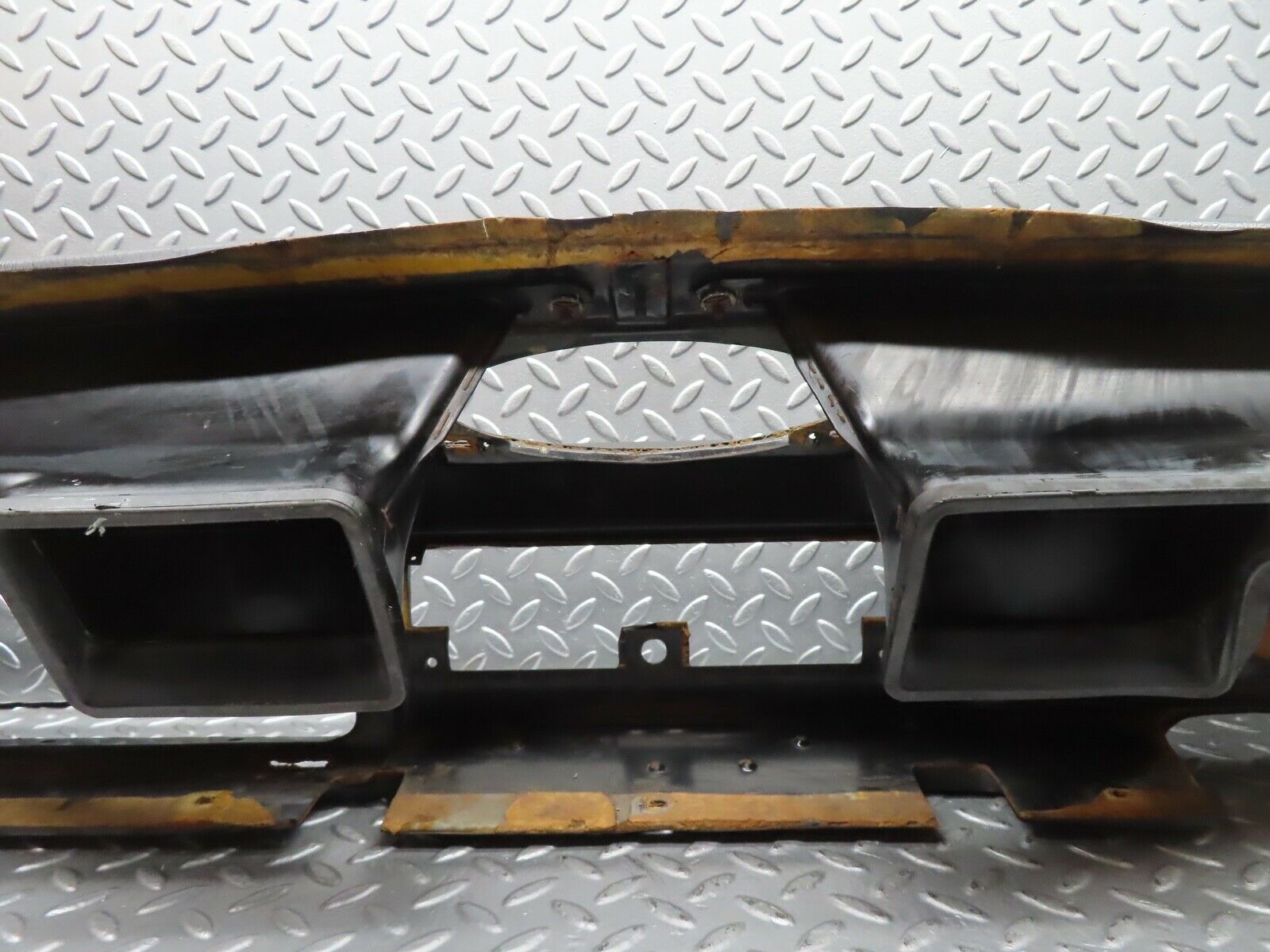 20986 Mercedes-Benz W114 250CE Coupe Dashboard Black LHD