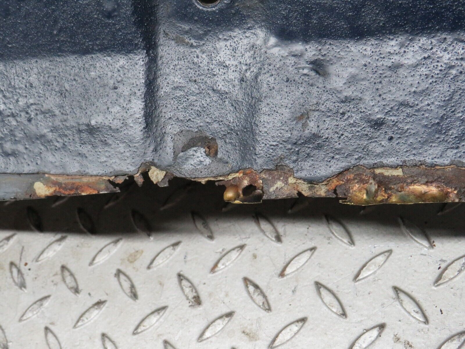 40524 Mercedes-Benz W110 230 Complete Rear Panel