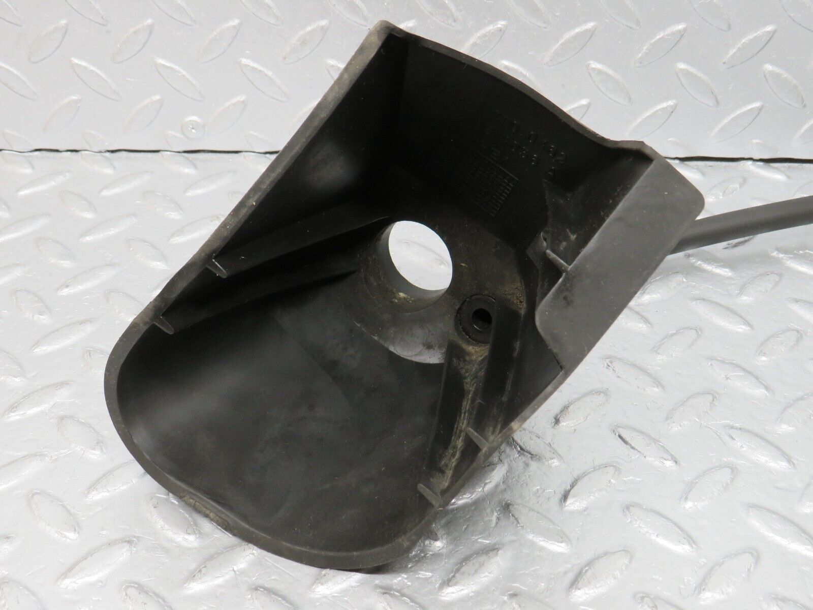 39399 Mercedes-Benz R129 320SL Coupe Roof Folding Lift Cylinder Cover R 1297700462