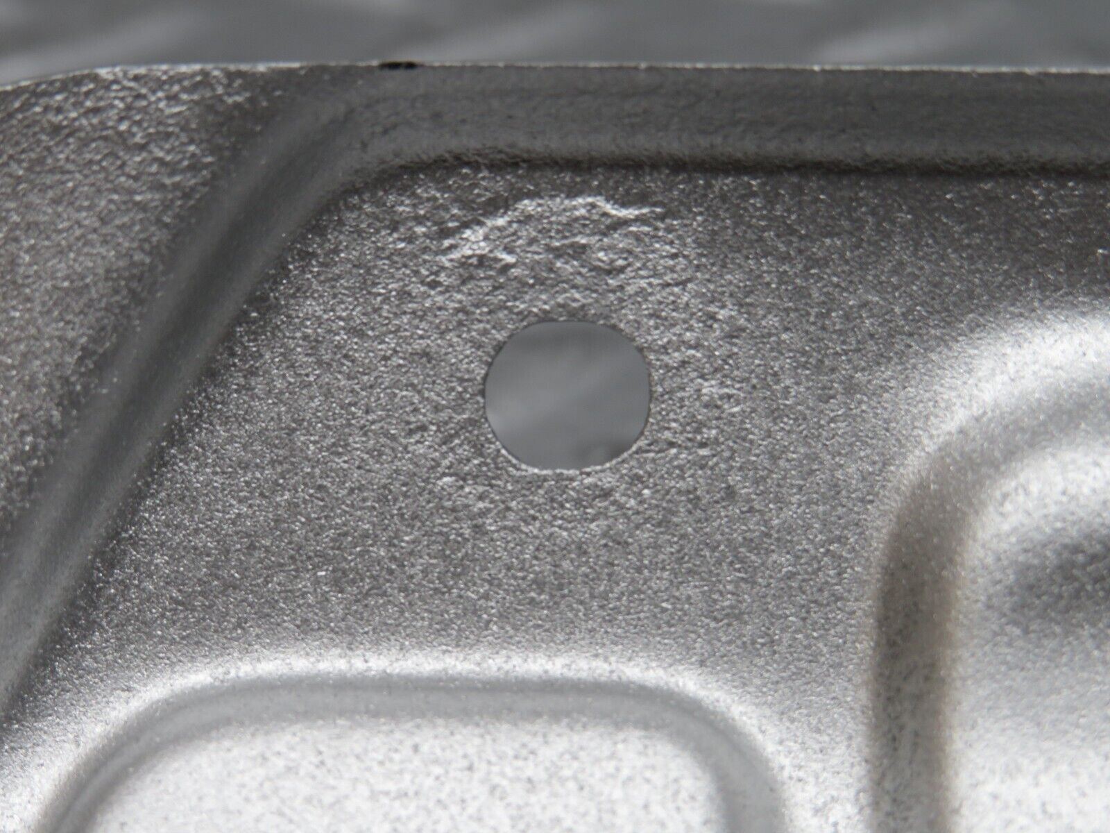 0818 Mercedes-Benz C107 350SLC Coupe Exhaust Manifold Heat Shield