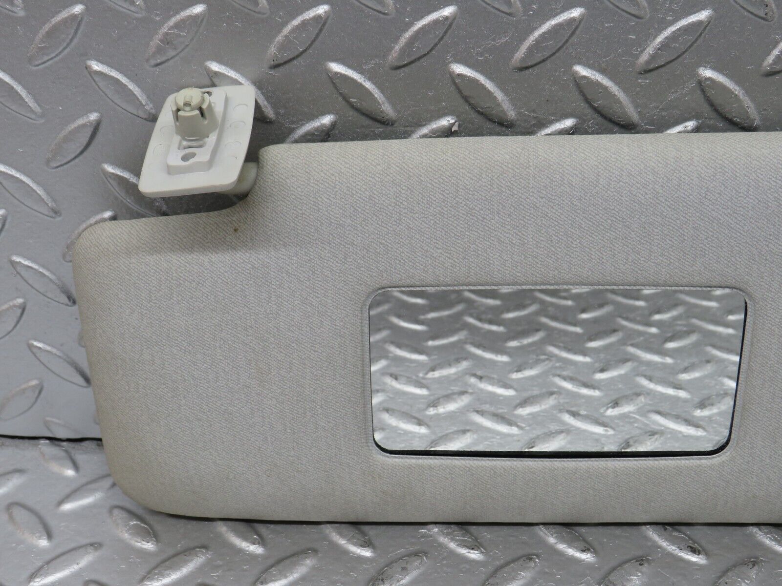 33282 Mercedes-Benz W202 C180 Sun Visor Left Side