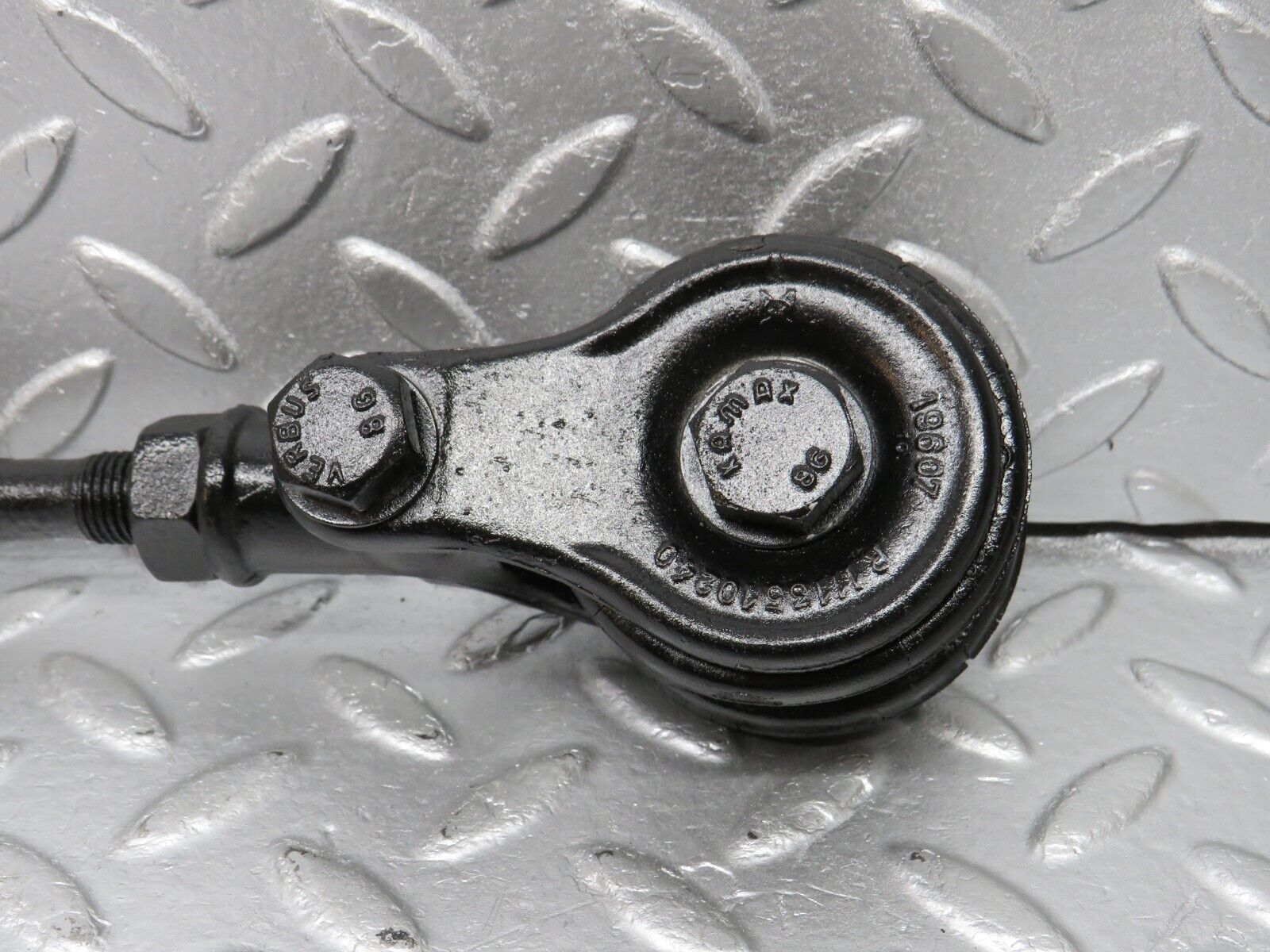 40433 Mercedes-Benz W110 230 Strut Rear Axle Mount 1113510240 1113510340