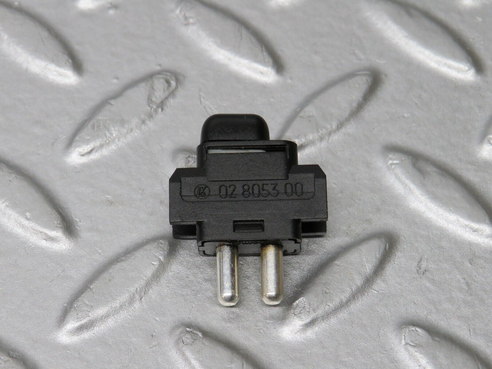 38958 Mercedes-Benz W201 190E 2.6L Child Lock Control Switch 1248204910