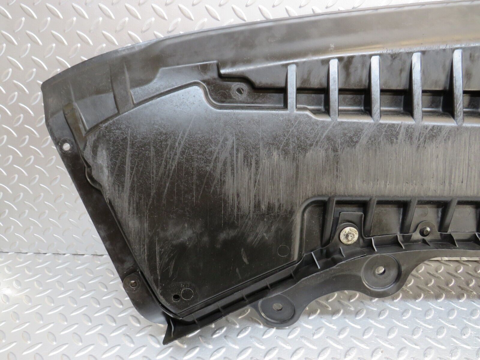 35123 Mercedes-Benz W221 Engine Bay Undertray Cover