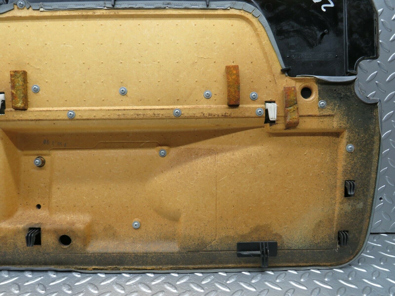 22367 Mercedes-Benz C124 E220 Coupe Left Door Card Grey