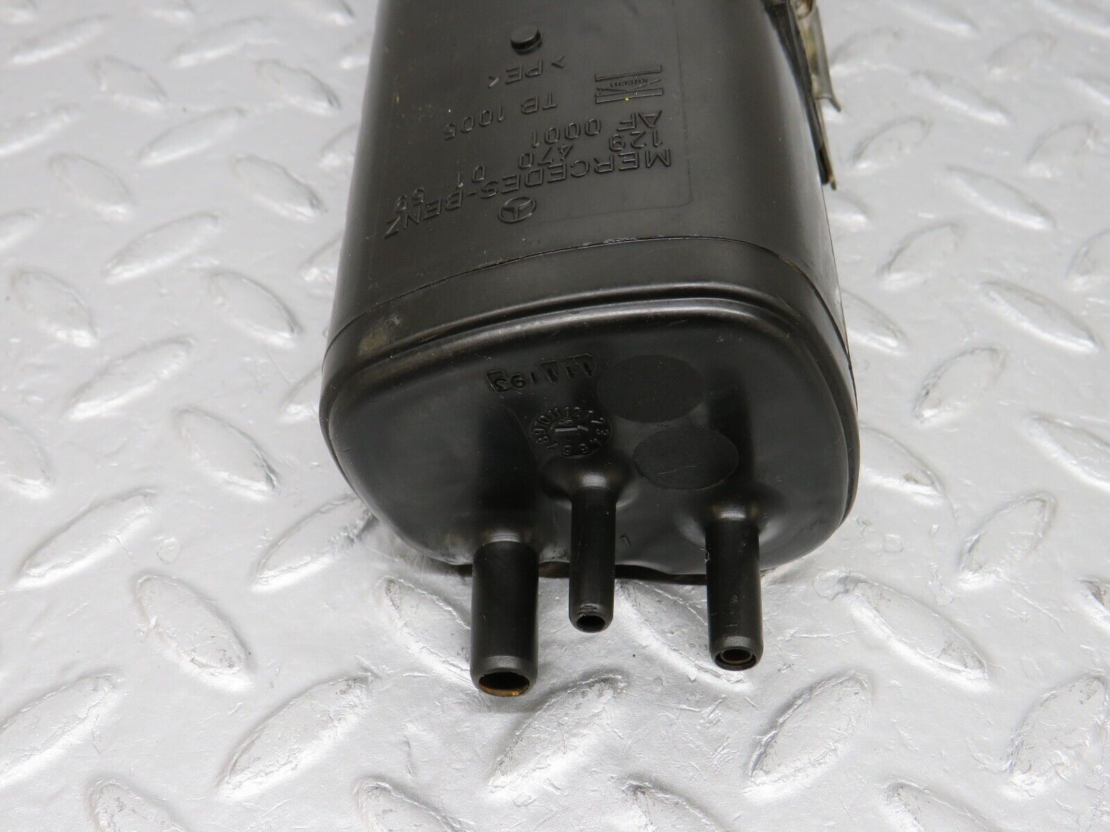 38503 Mercedes-Benz R129 280SL Coupe Charcoal Filter 1294700159