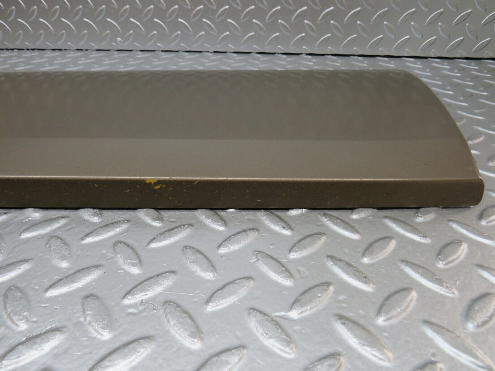 29253 Mercedes-Benz W124 230E Front Right Door Lower Trim 1246901640