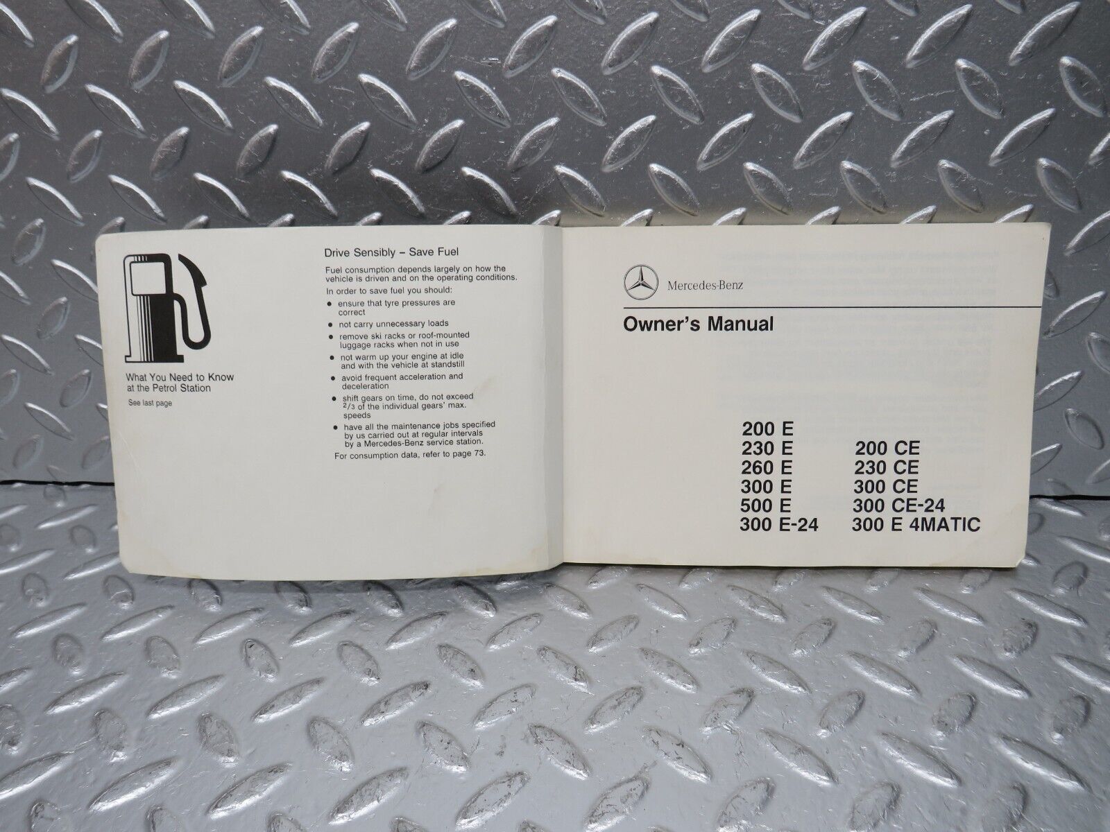 30535 Mercedes-Benz W124 230E Owners Manual 1245844483