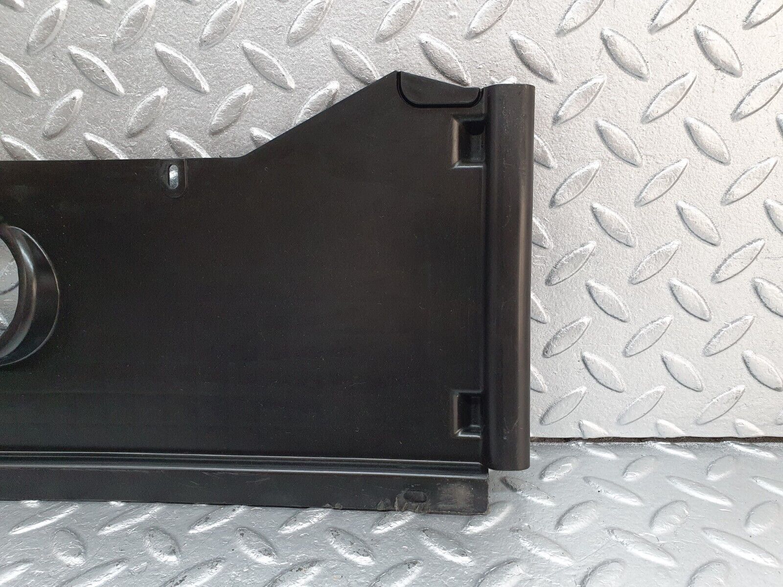 41549 Mercedes-Benz W124 200E Radiator Fan Shroud Cover 1245051588