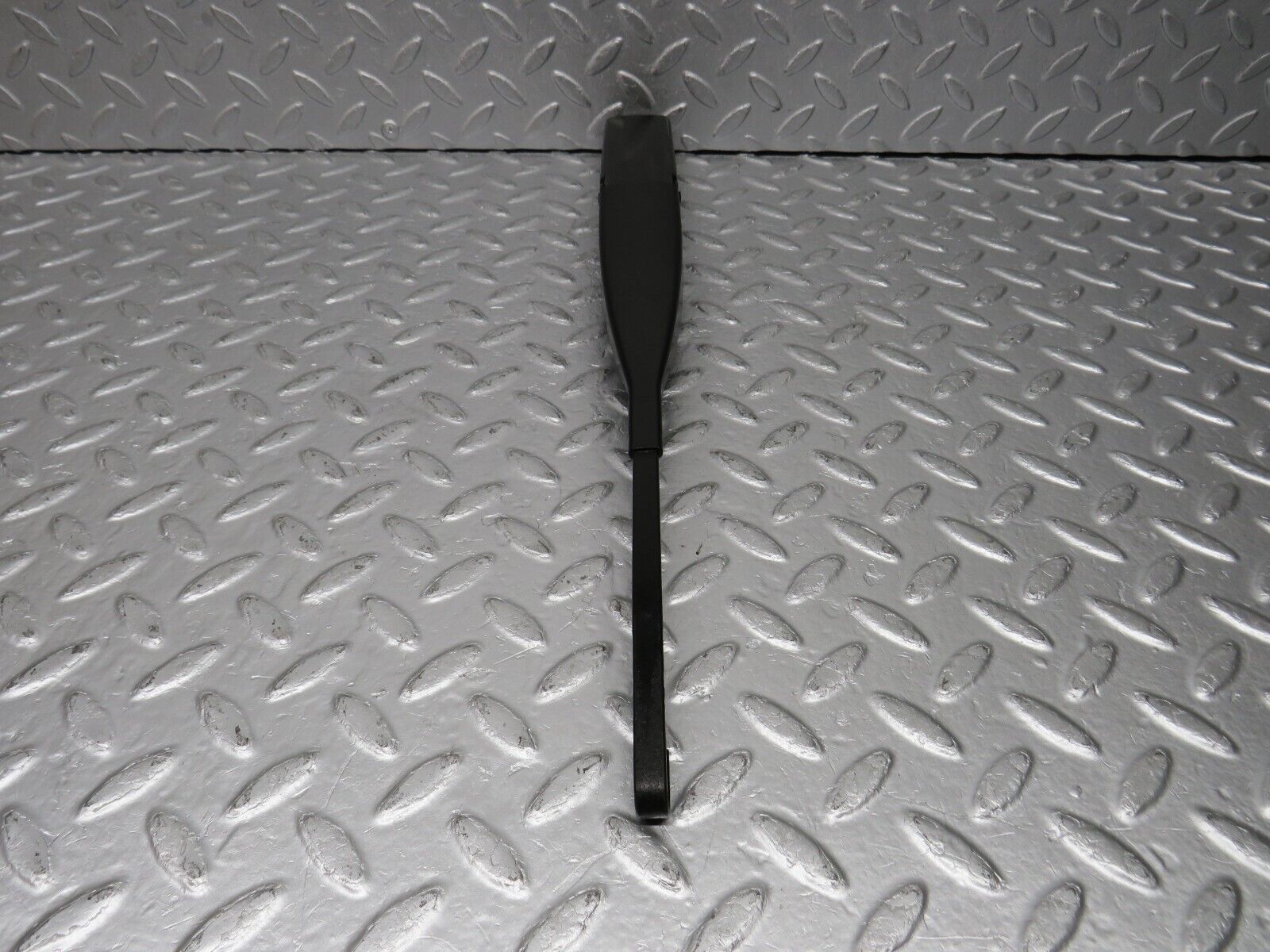 39587 Mercedes-Benz R129 320SL Coupe Windscreen Wiper Arm