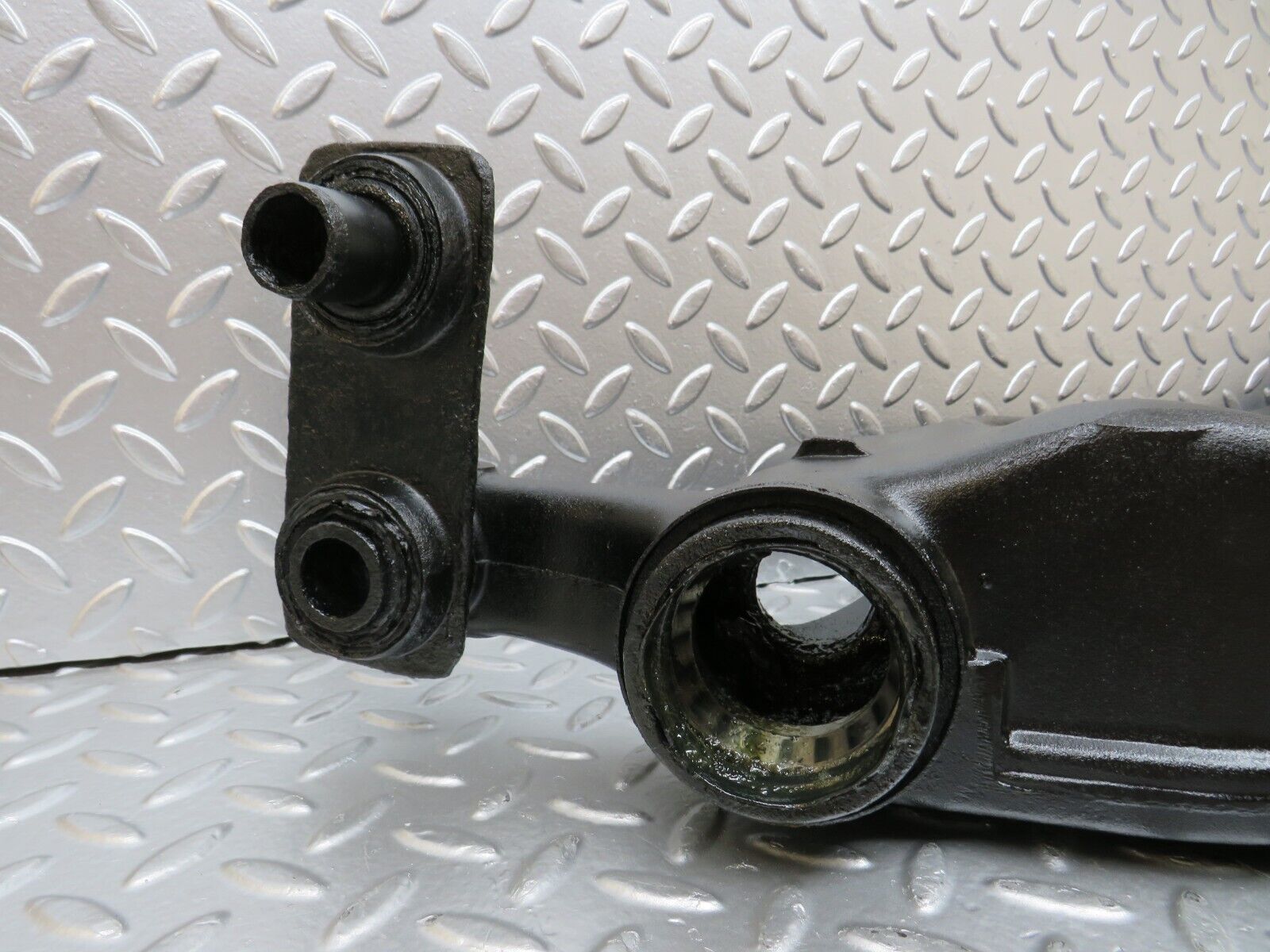 26311 Mercedes-Benz W116 450SE Trailing Arm Control Rear Right 1073521904