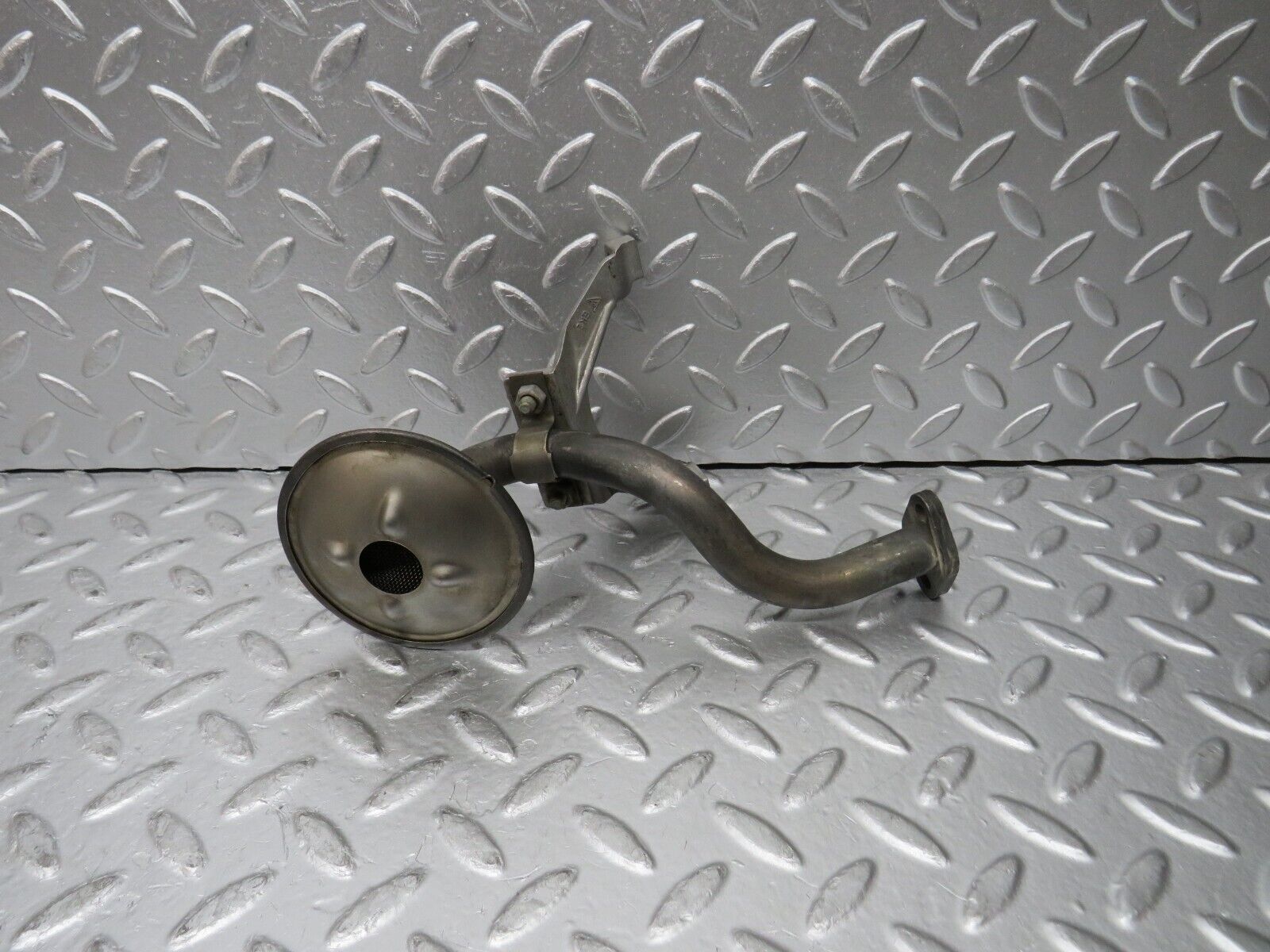 30123 Porsche 924 Oil Pump Filter 047115267