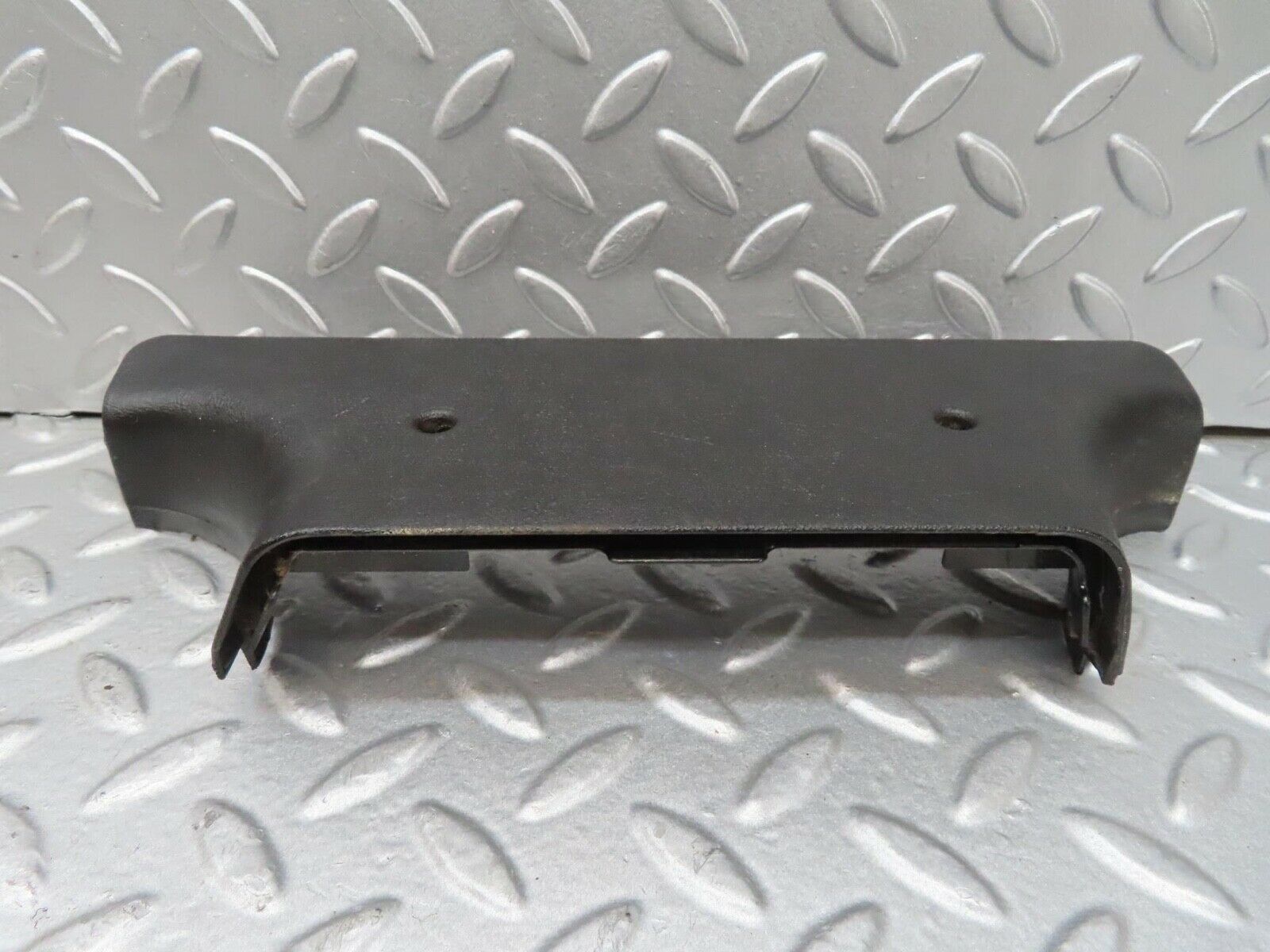 14643 Mercedes-Benz W201 190E B Pillar Bottom Cover Right Side 2016920222