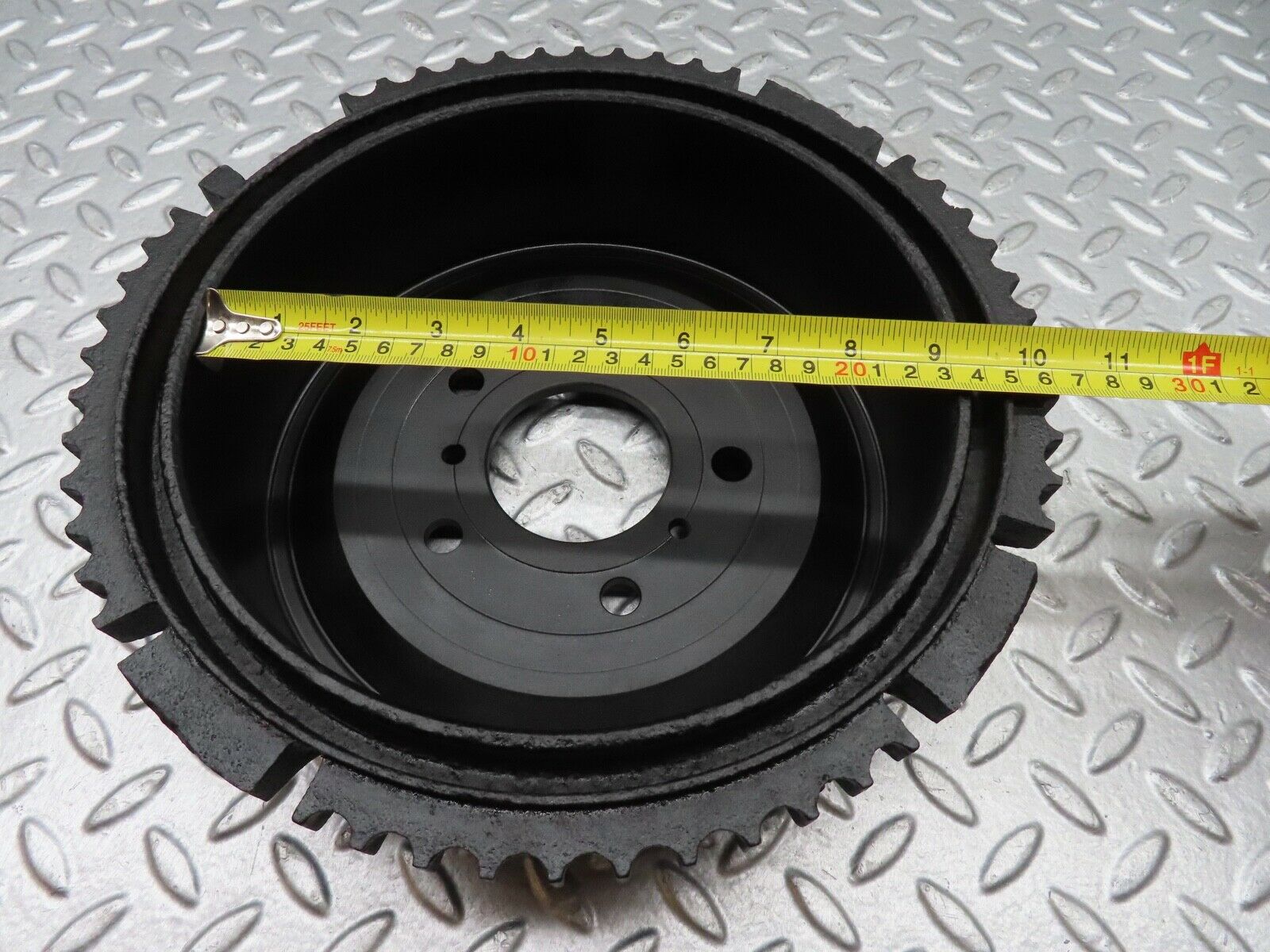 18297 Mercedes-Benz W111 220SE Coupe Rear Brake Drum