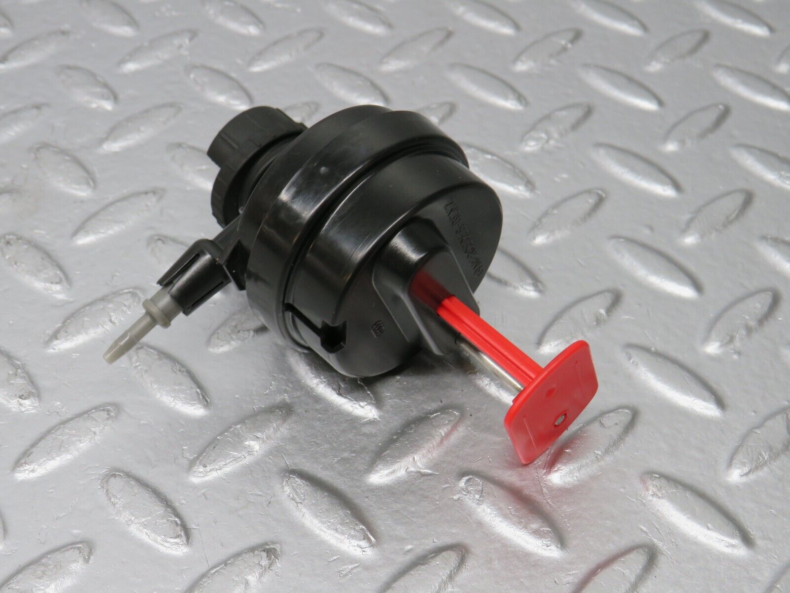 39497 Mercedes-Benz R129 320SL Coupe Fuel Tank Flap Cap Vacuum Actuator