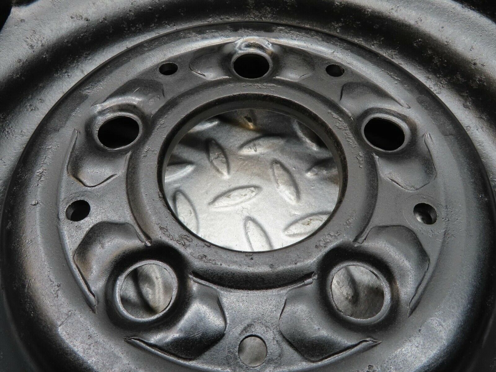 13233 Mercedes-Benz Steel Wheel 5.5Jx14H2 ET30 5x112 1234000302