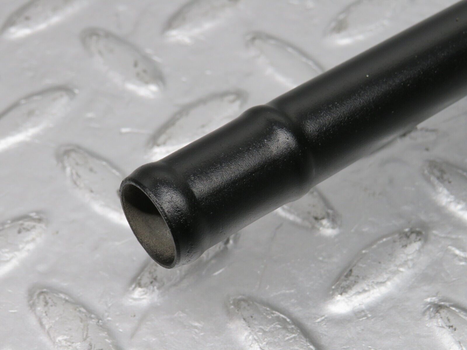 39581 Mercedes-Benz R129 320SL Coupe Coolant Pipe