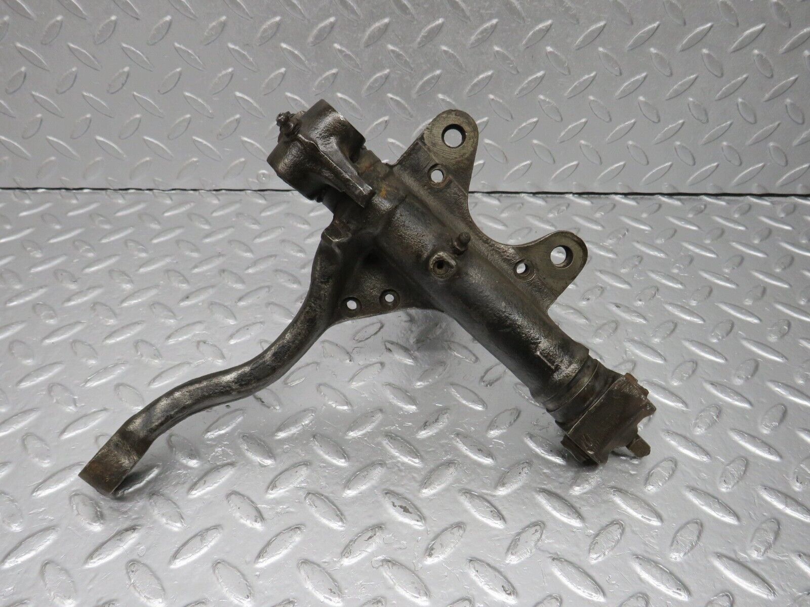 40394 Mercedes-Benz W110 230 Front Right Steering Knuckle