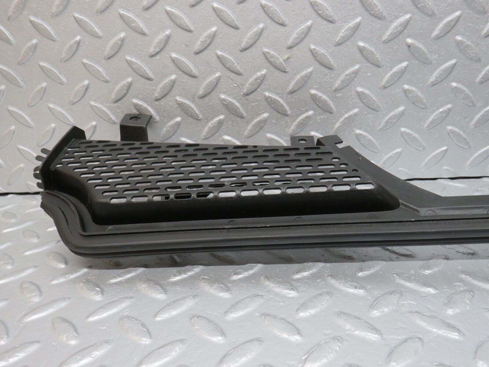 38512 Mercedes-Benz R129 280SL Coupe Windscreen Wiper Motor Cover Panel