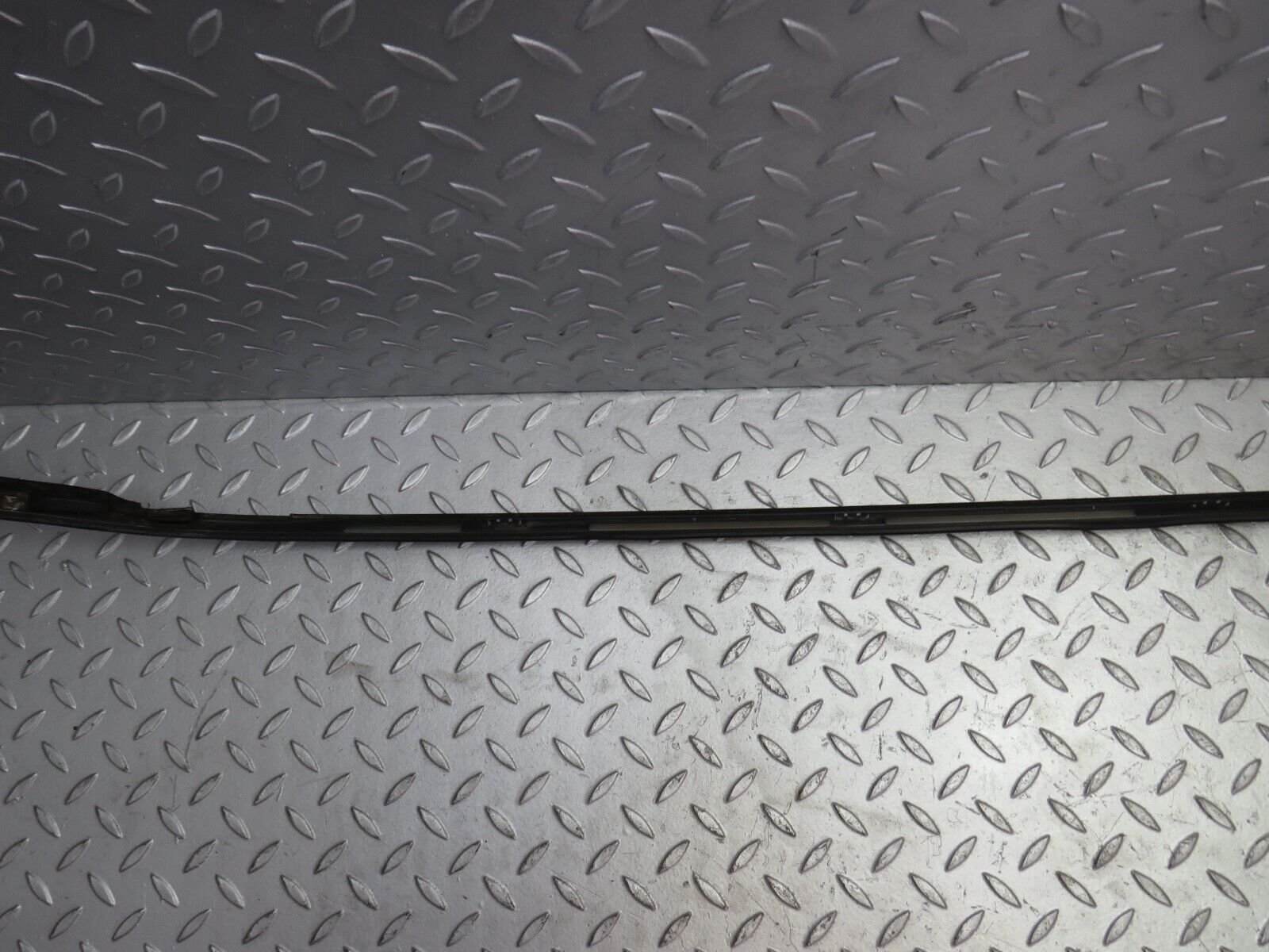 29215 Mercedes-Benz W124 230E Roof Chrome Trim Right Side 1246900497