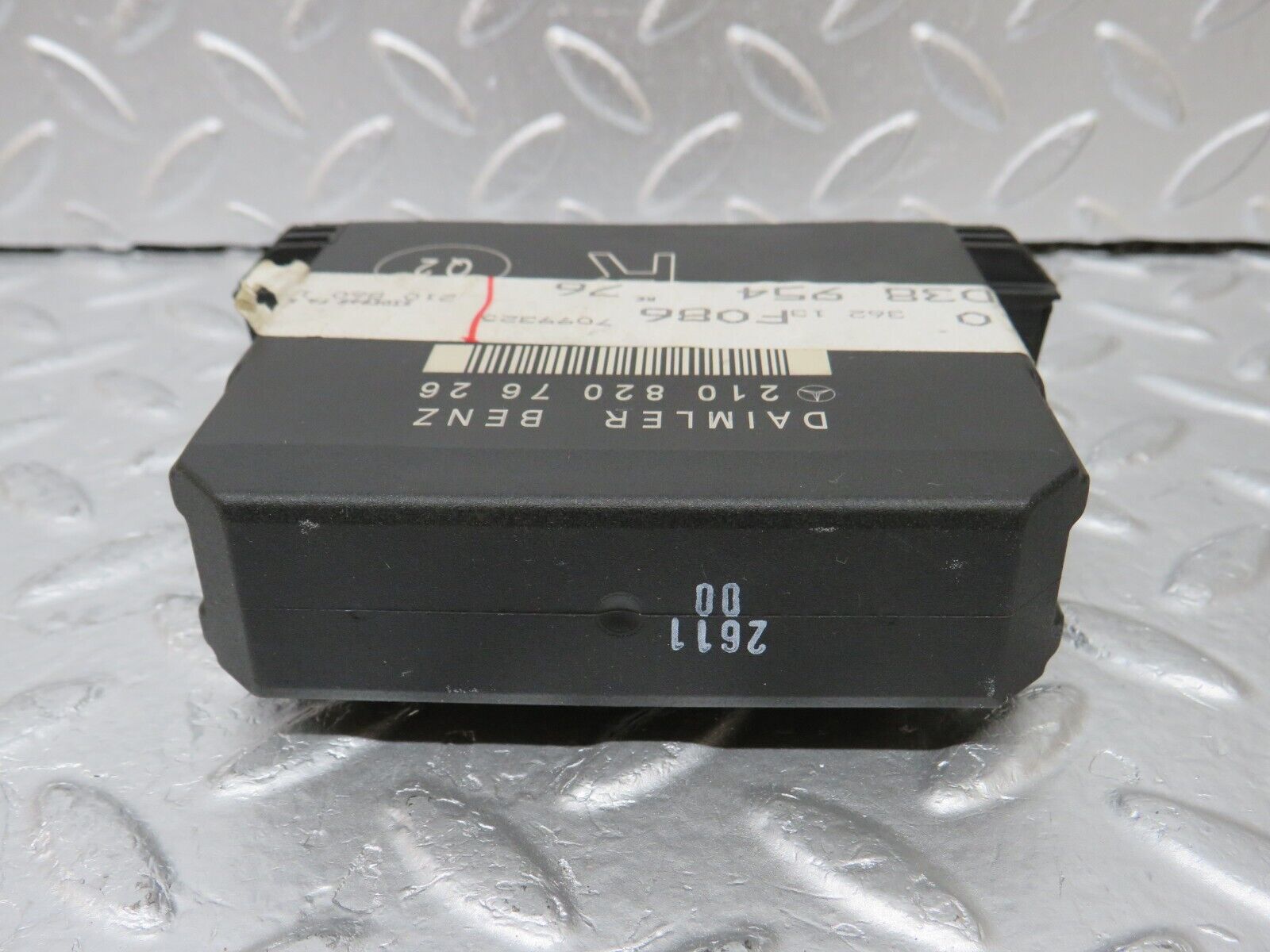 34759 Mercedes-Benz W210 320E Door Control Unit Front Right 2108207626