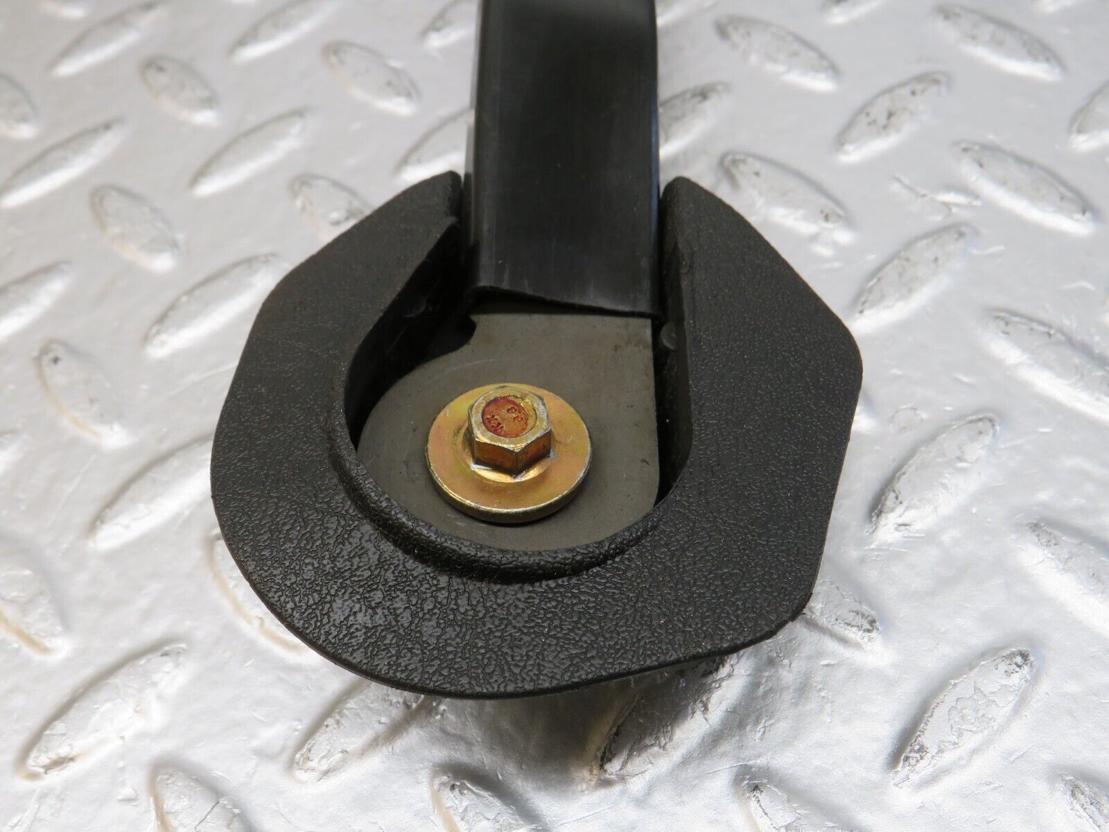 33891 Mercedes-Benz C123 230CE Coupe Front Right Seat Belt Runner 1239192620