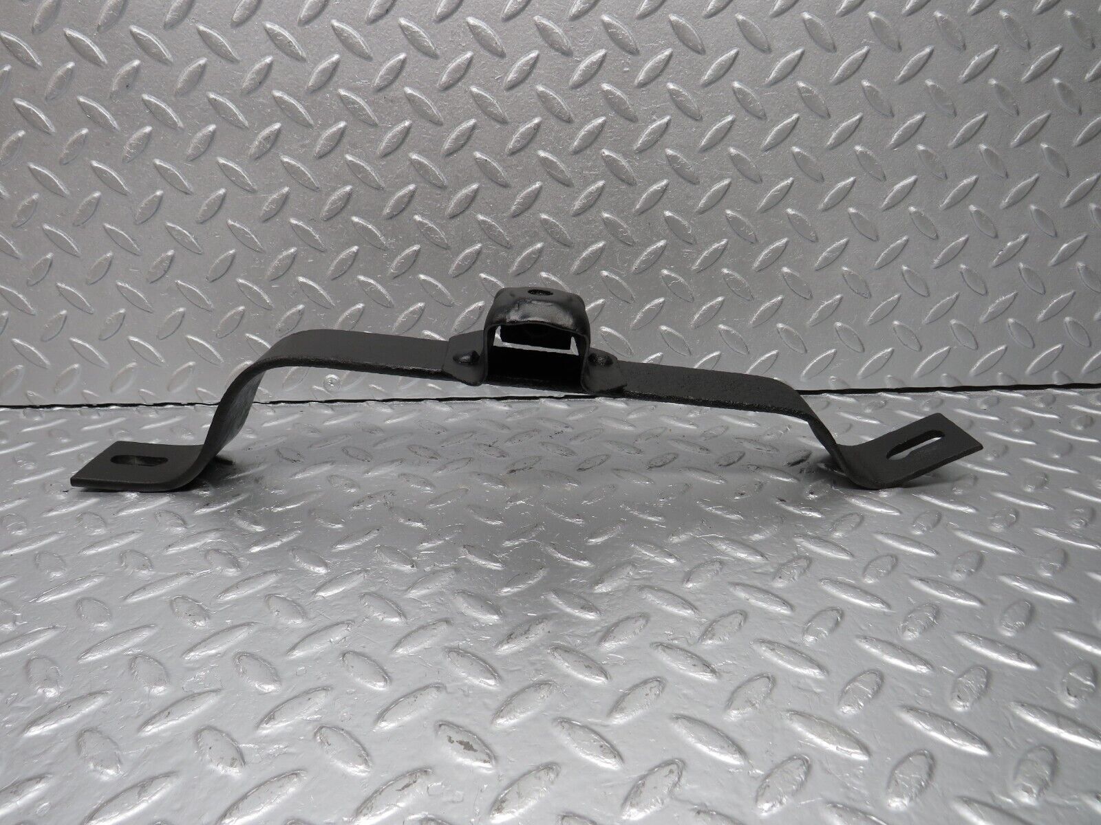 40392 Mercedes-Benz W110 230 Rear Right Bumper Bracket