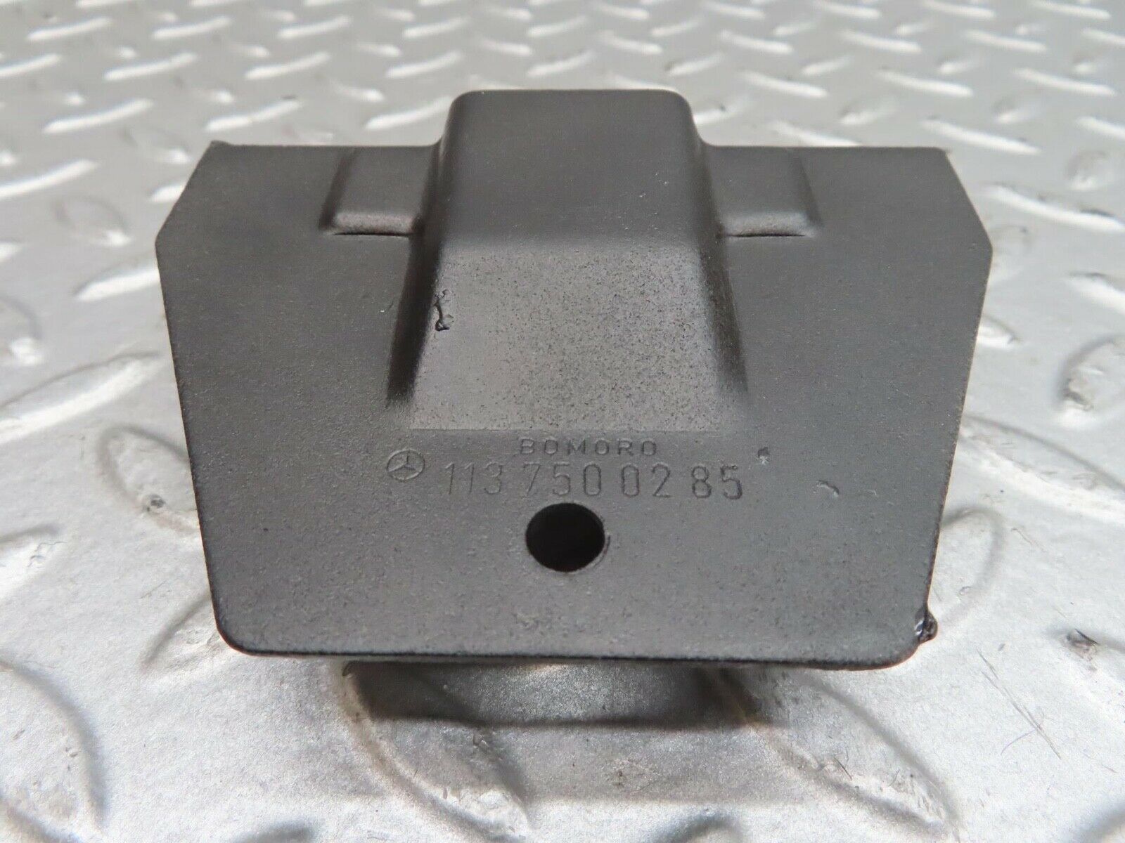 13899 Mercedes-Benz C107 280SLC Trunk Boot Lock Latch 1137500285