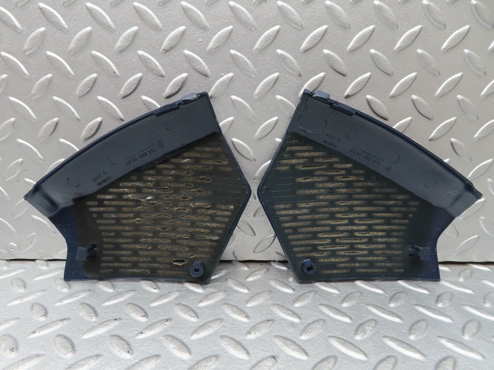 16892 Mercedes-Benz C123 280CE Coupe Speaker Covers Pair Blue 1236802807