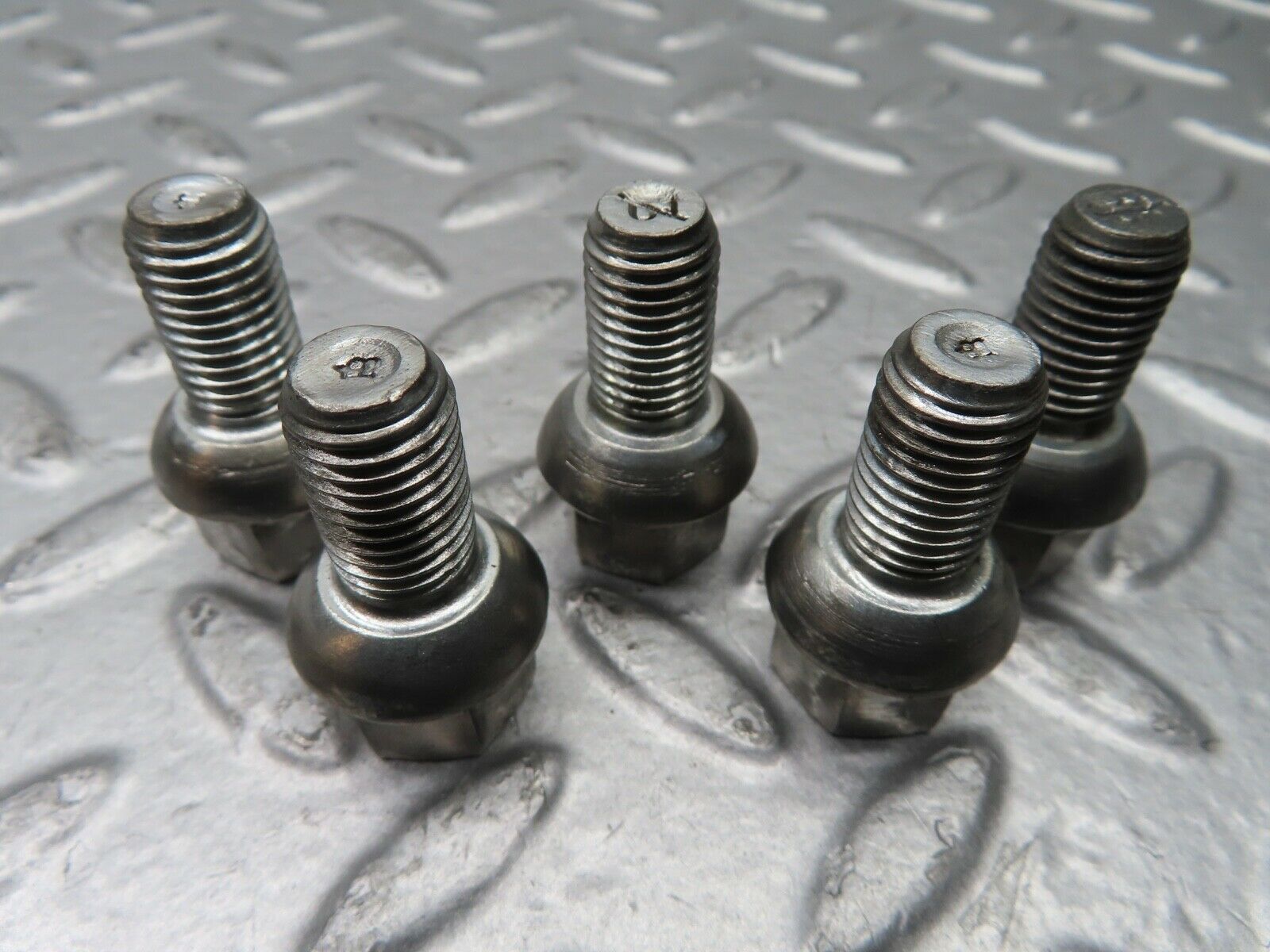 21639 Mercedes-Benz 5x Steel Wheel Lug Bolt M12x1.5