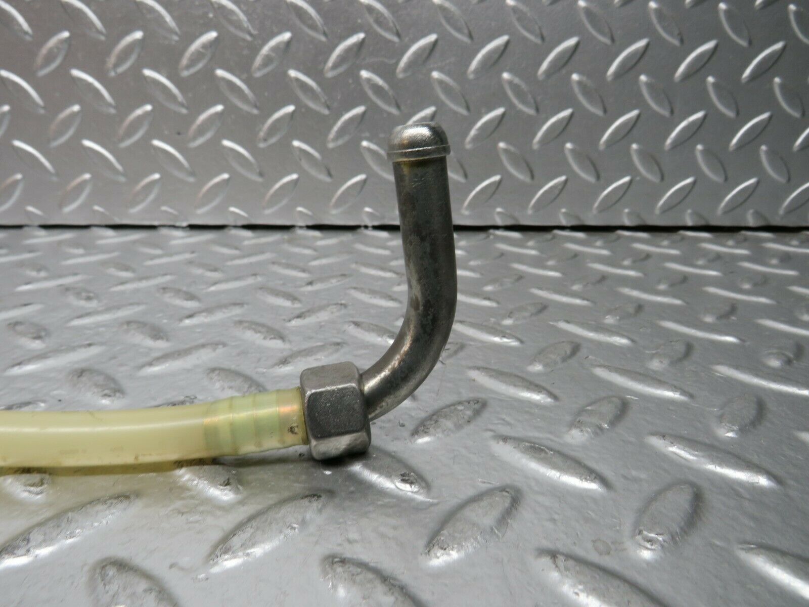 23293 Mercedes-Benz W116 350SE Brake Servo Vacuum Pipe