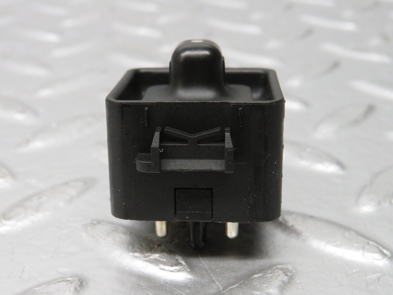 31624 Mercedes-Benz W201 190LE 1.8L Electric Mirror Adjust Switch 1248201810