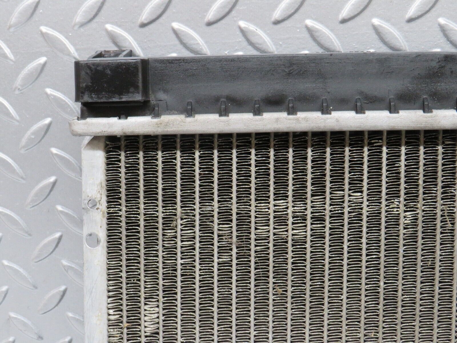 36658 Mercedes-Benz W201 190E 2.0L Coolant Radiator Nissens 62550