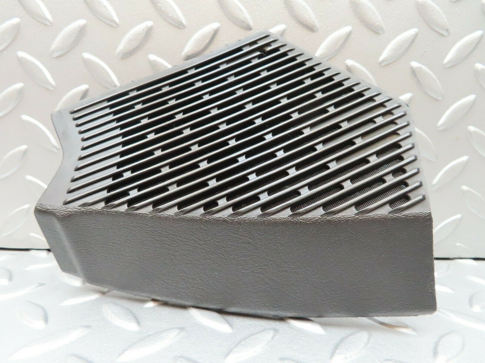 3712 Mercedes-Benz S123 200T Wagon Dash Speaker Cover Grill Right 1236802807