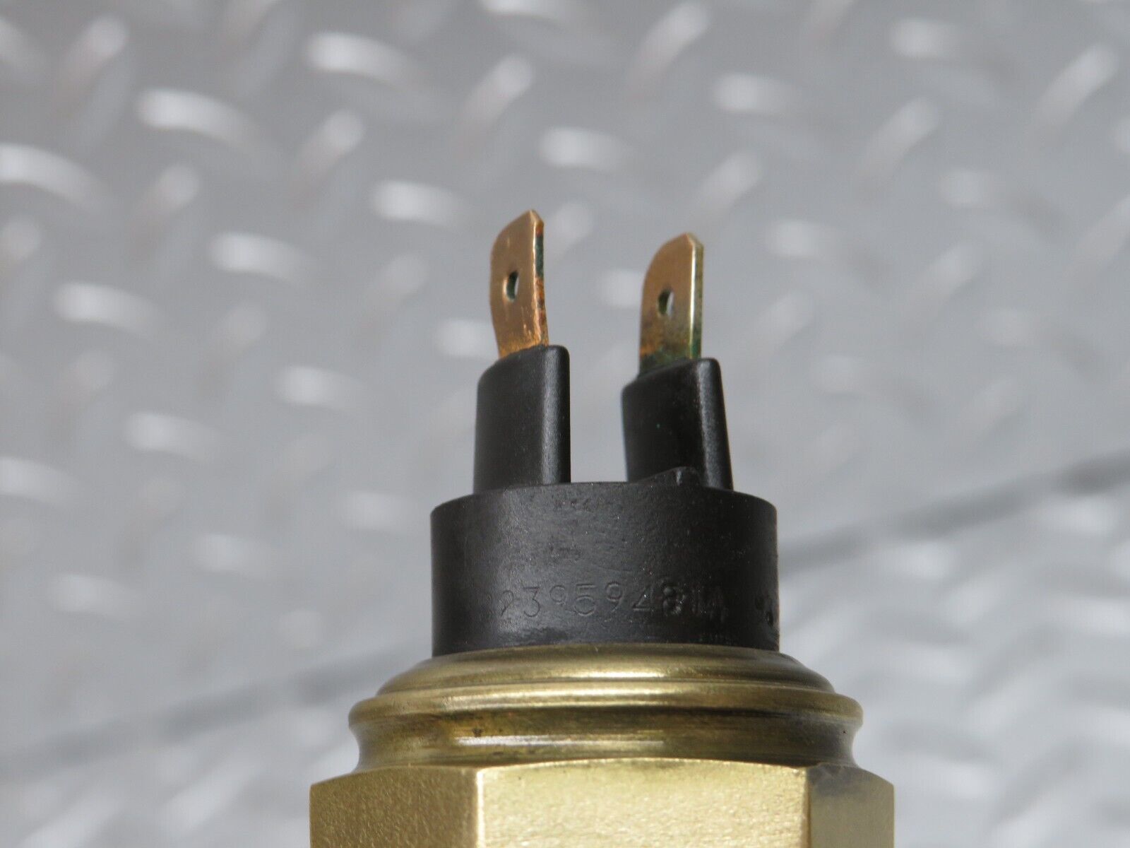 29975 Porsche 924 Radiator Fan Temperature Switch 323959481