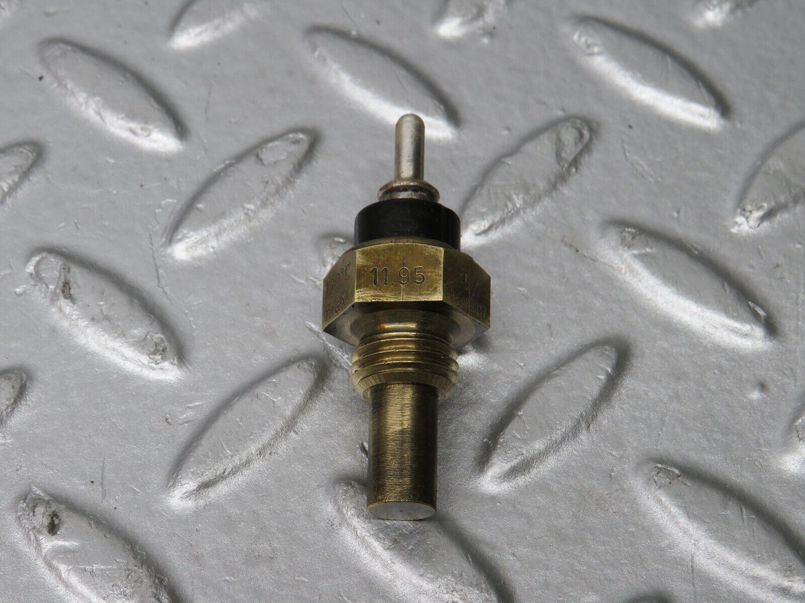 39714 Mercedes-Benz R129 320SL Coupe Coolant Temperature Sensor 0055421017