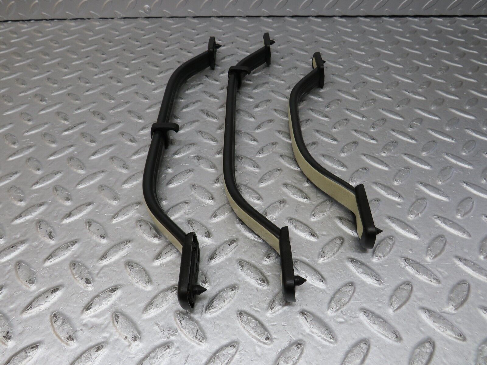 36507 Mercedes-Benz W201 190E 2.0L Interior Roof Grab Handle Set Beige