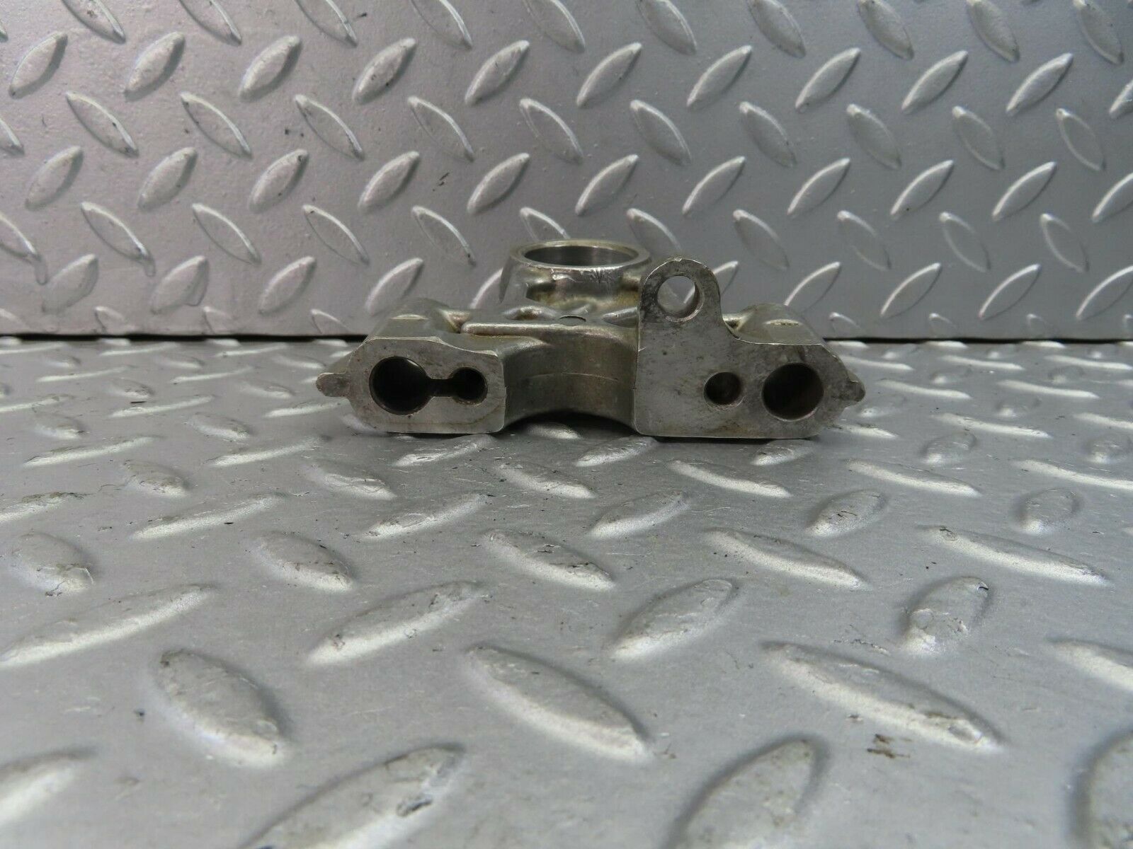 8974 Mercedes-Benz W108 Camshaft Tower Bearing 1800515110