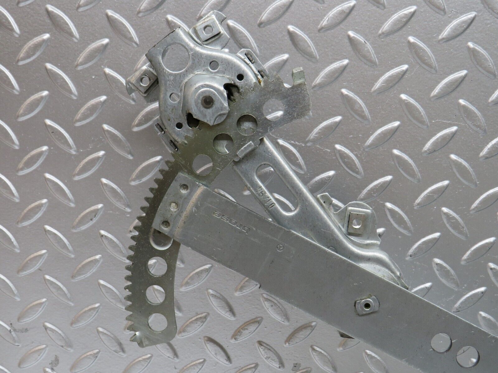 28243 Mercedes-Benz S123 240D Wagon Front Right Manual Window Regulator